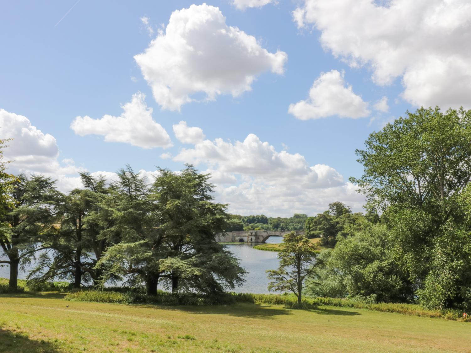 Вилла Blenheim Edge, The Causeway Вудсток Экстерьер фото